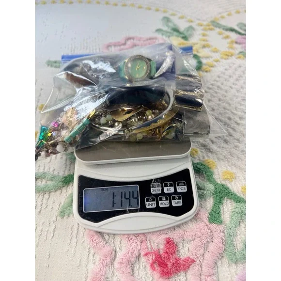 Vintage Modern Costume Jewelry Lot 1lb 14oz Watches Necklaces Bracelets Mixed - Picture 7 of 9